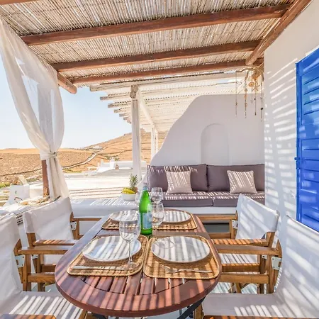Casa de Férias Sunny Getaway In Lia Mykonos Kalafatis